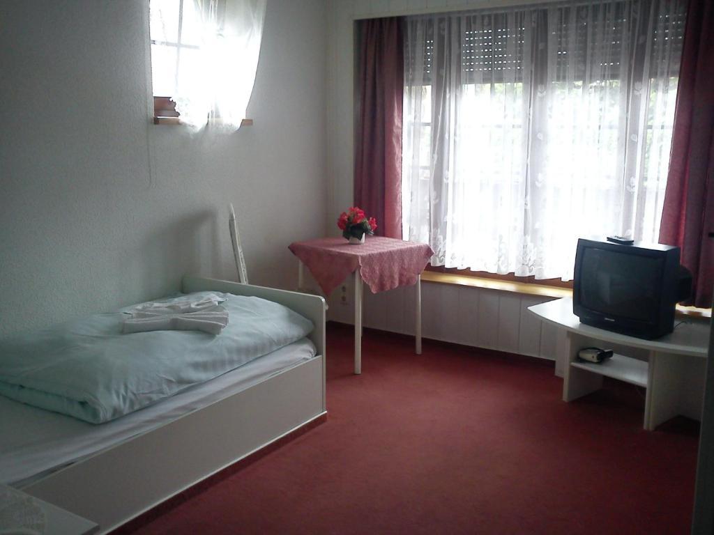 Mullers Hotel & Restaurant Erfurt Room photo